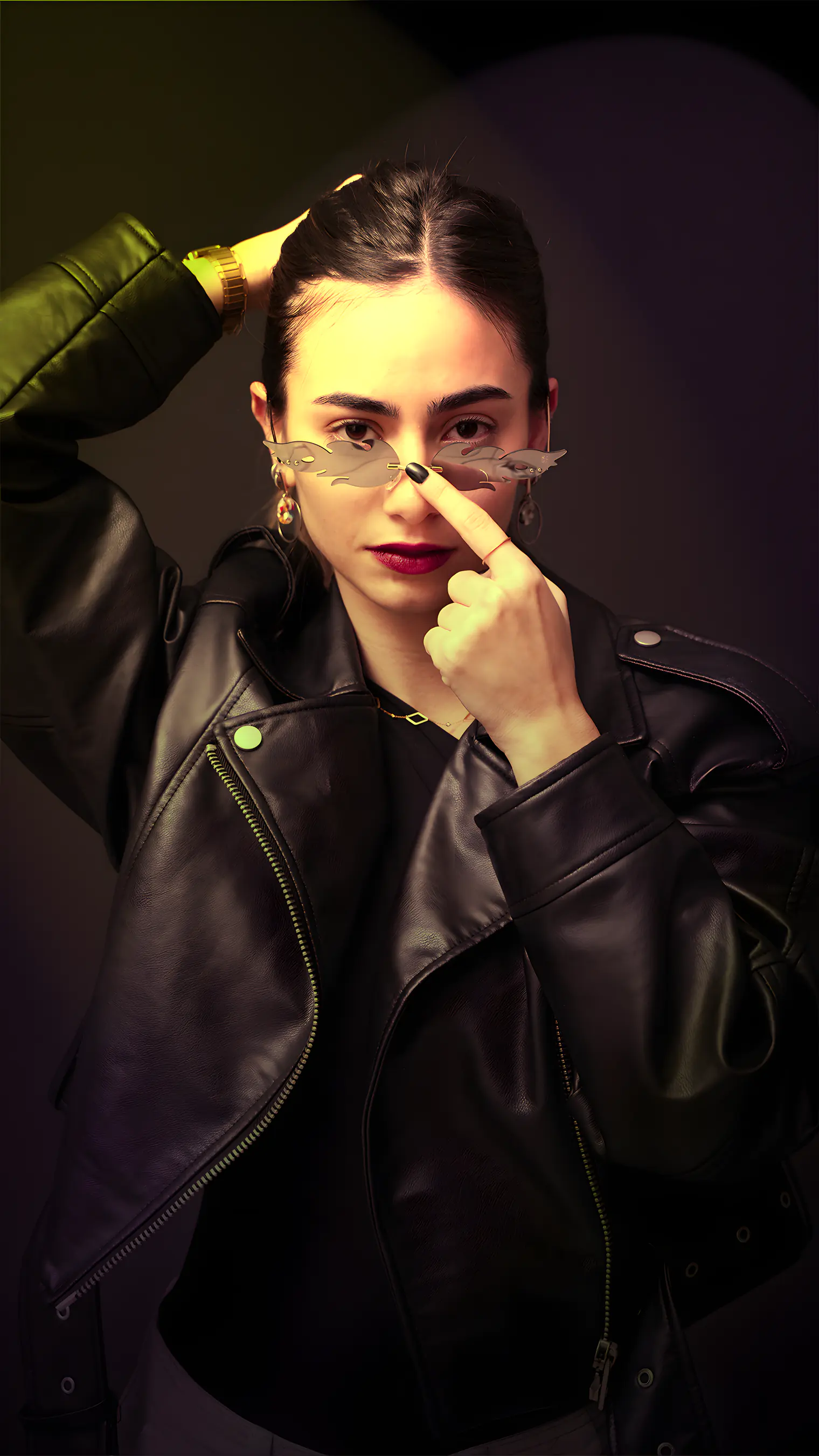 A model wearing BLAZE sunglasses in Black Mirror