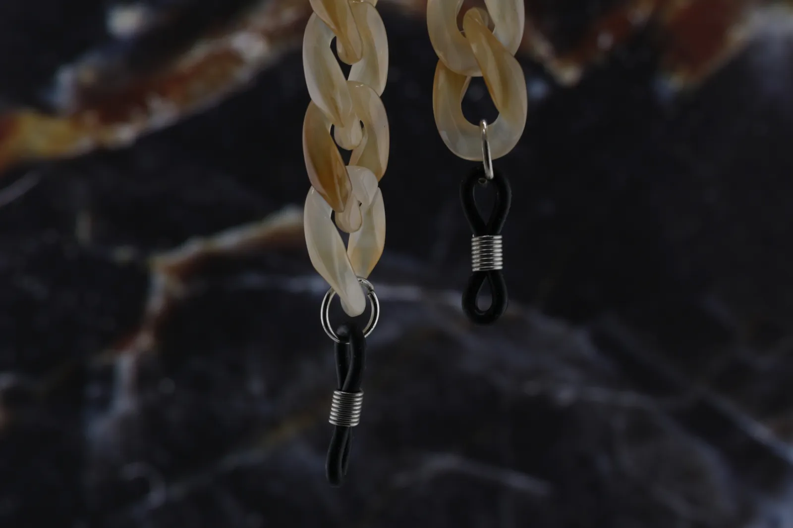 CHAIN — Default, view 11