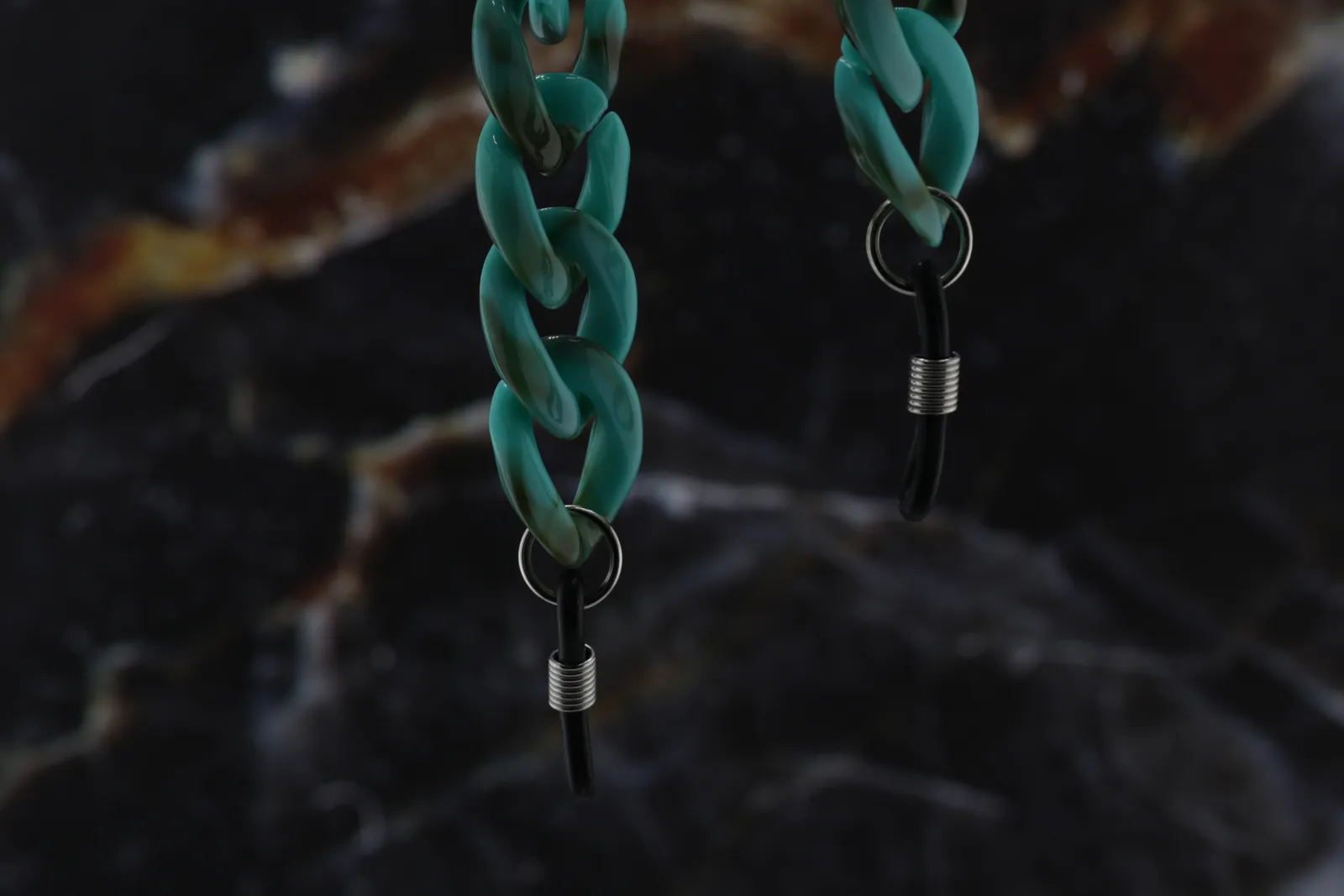 CHAIN — Default, view 12