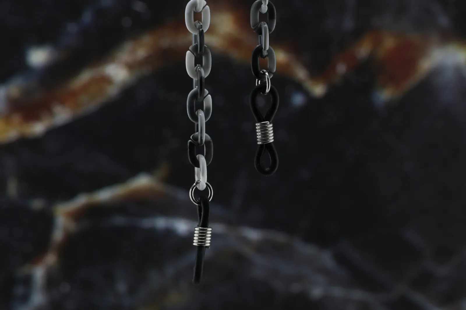 CHAIN — Default, view 5