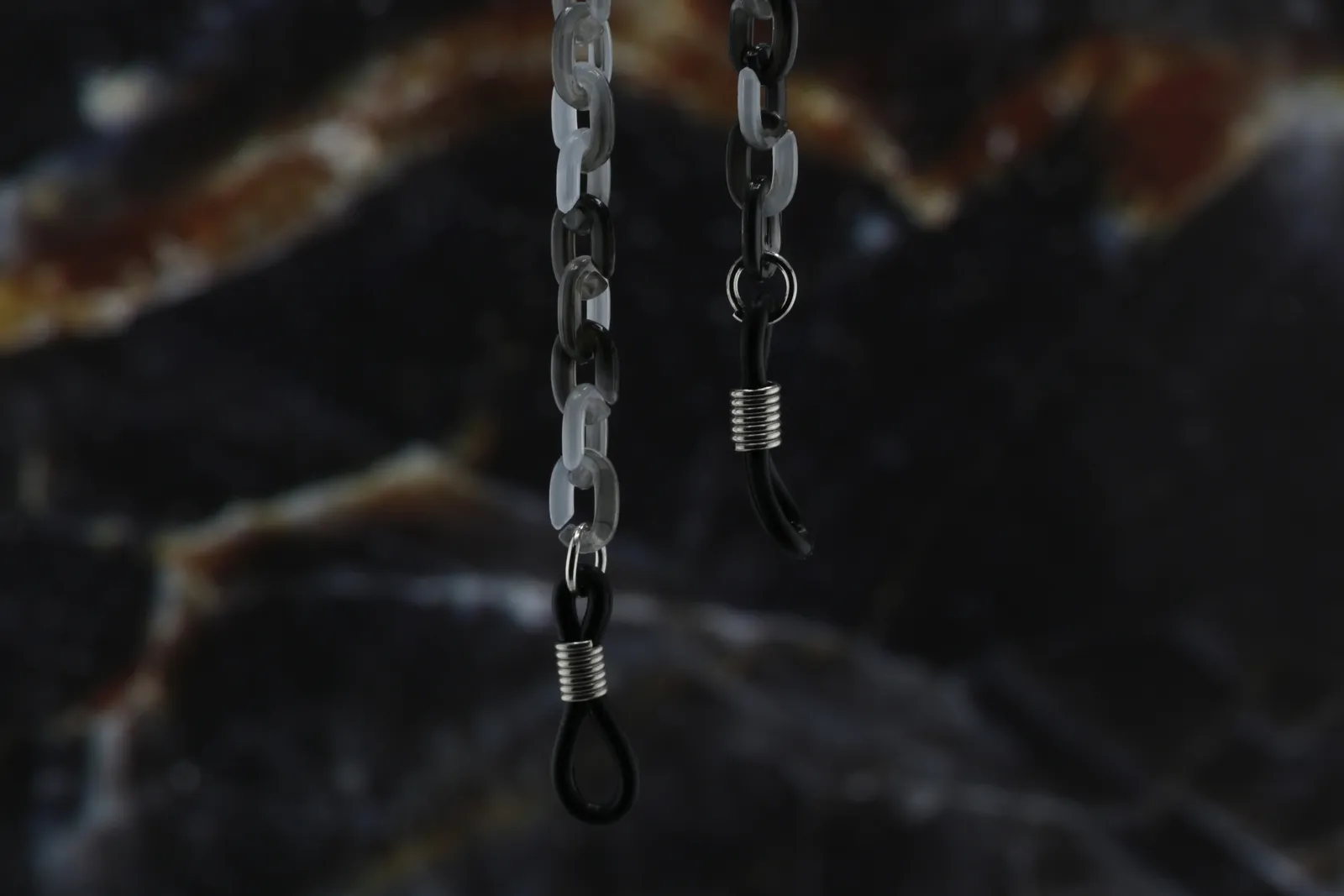 CHAIN — Default, view 9