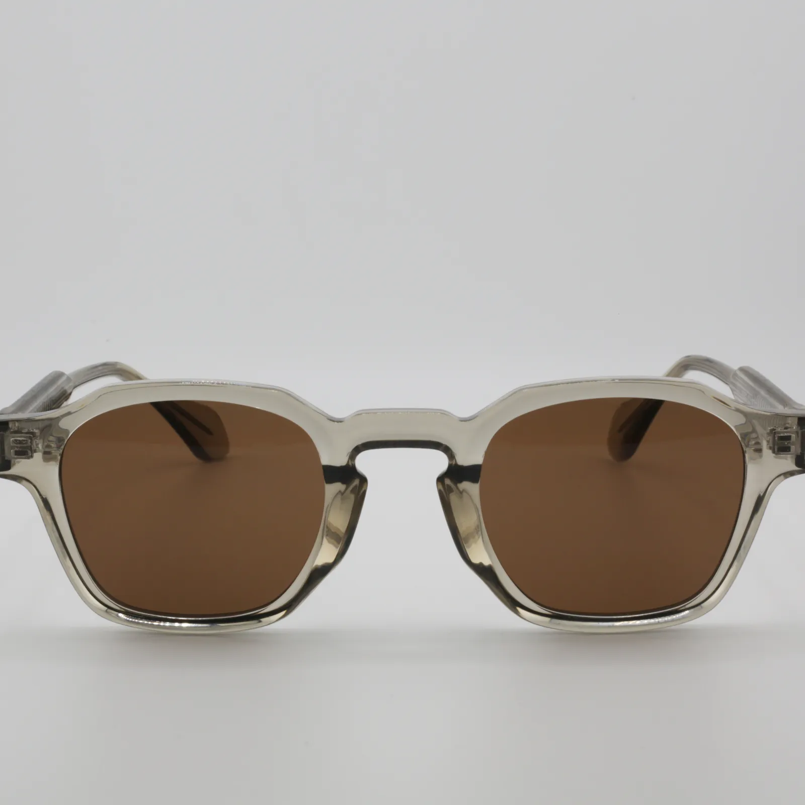 CORP — Beige-Brown