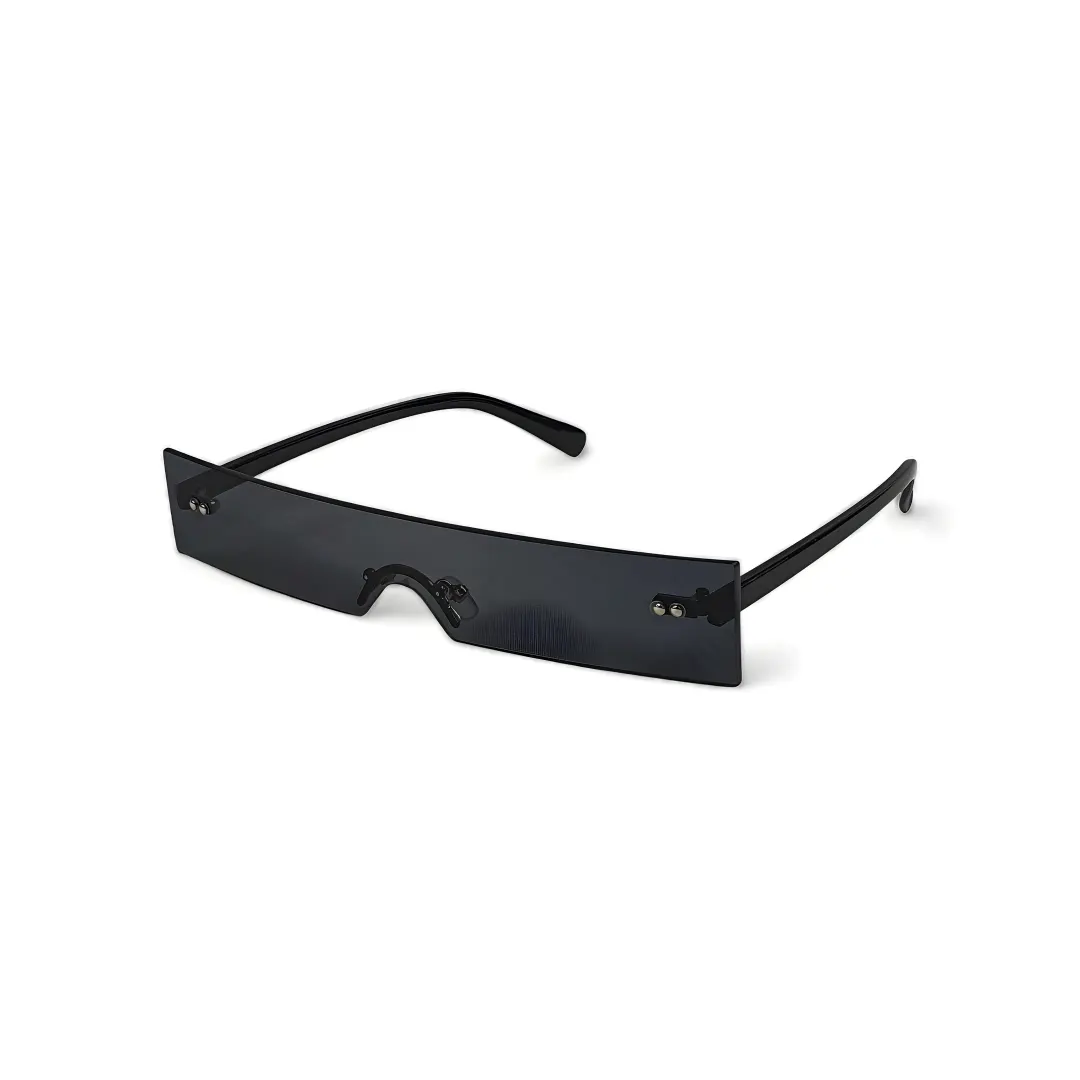 The Black frame worn by the model, shown at an angle