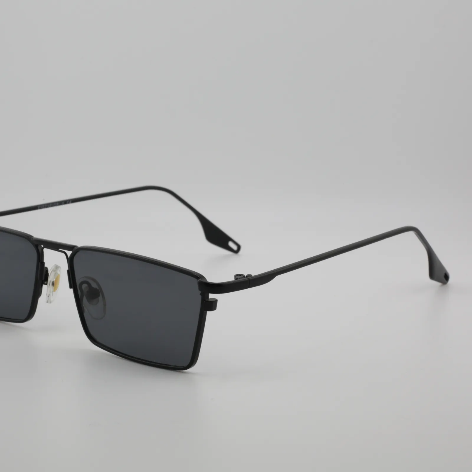 PALM — Black On Black, view 2